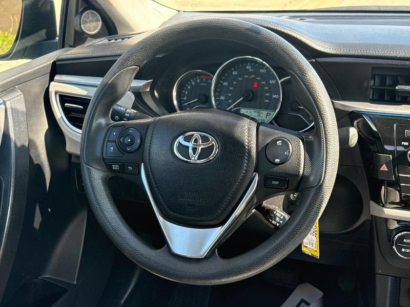 Used 2014 Toyota Corolla LE FWD image 14
