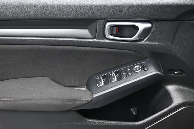 Used 2023 Honda Civic Sport image 7