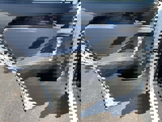 New 2025 Volkswagen Tiguan SE R-Line image 53