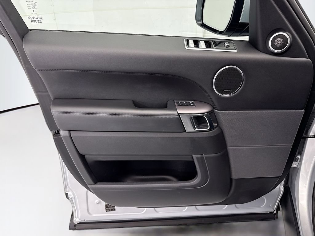 Used 2019 Land Rover Range Rover Sport HSE AWD/4WD image 23