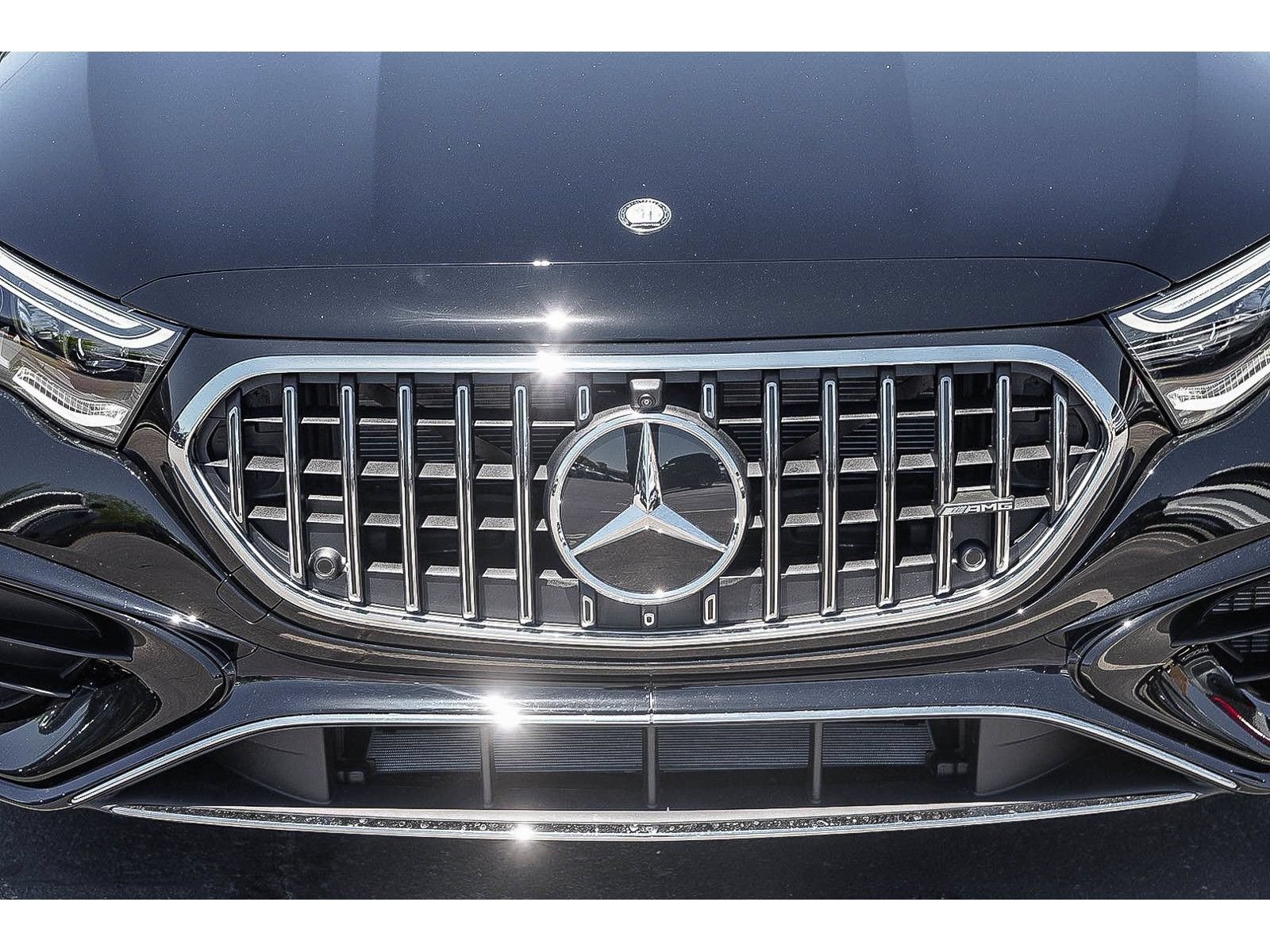 New 2026 Mercedes-Benz E 53 AMG e 4MATIC Sedan image 7