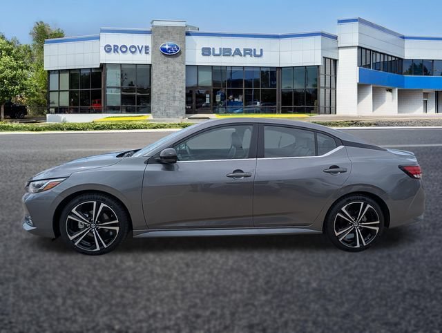 Used 2023 Nissan Sentra SR w/ SR Premium Package FWD image 2