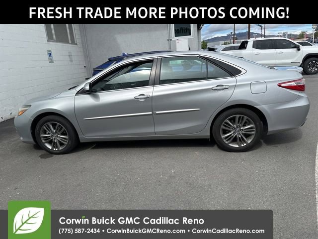 Used 2017 Toyota Camry SE w/ Four Season Floor Mat Package image 11