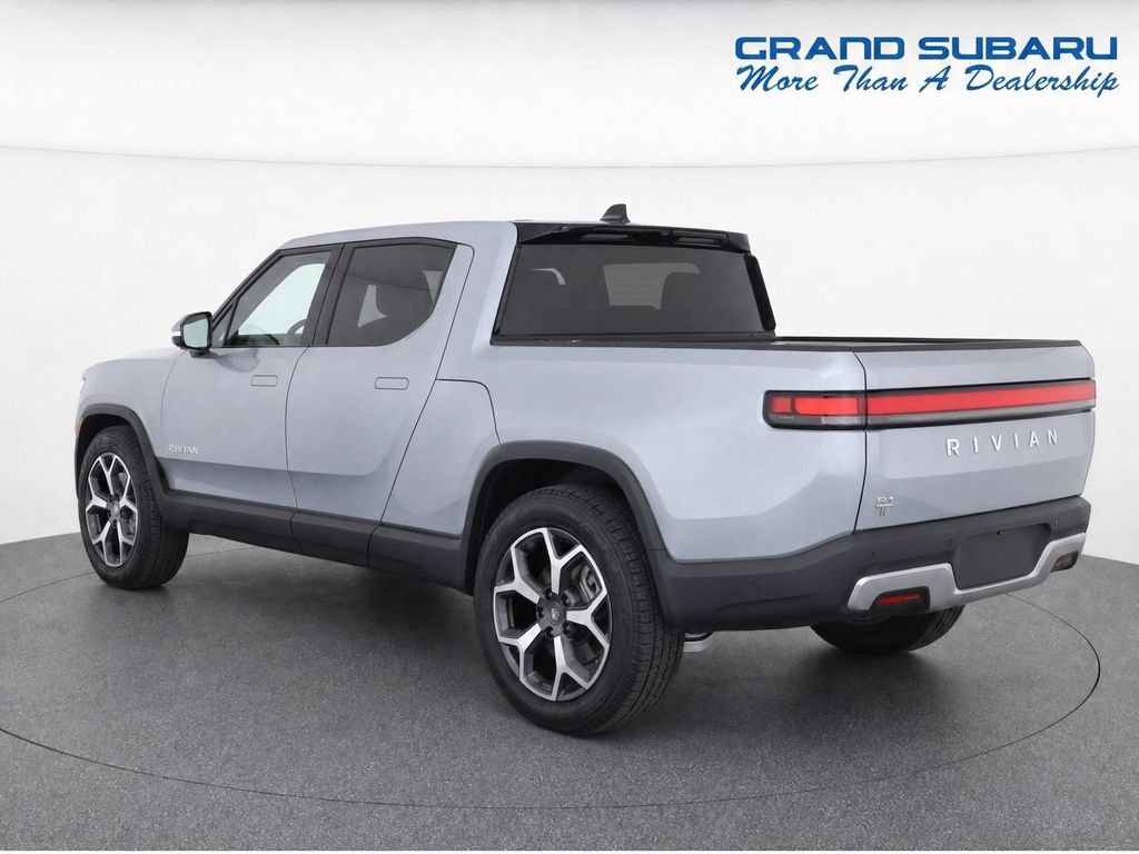 Used 2024 Rivian R1T Adventure AWD/4WD image 4