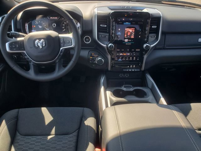 New 2026 RAM 1500 4x4 Crew Cab image 16