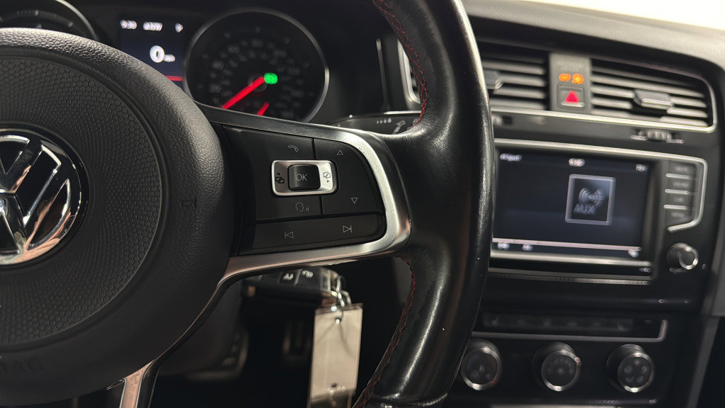 Used 2017 Volkswagen GTI S image 22