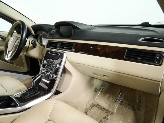 Used 2016 Volvo XC70 T5 Premier w/ Proximity Package image 21