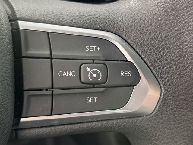 Certified 2023 Jeep Compass Sport image 15