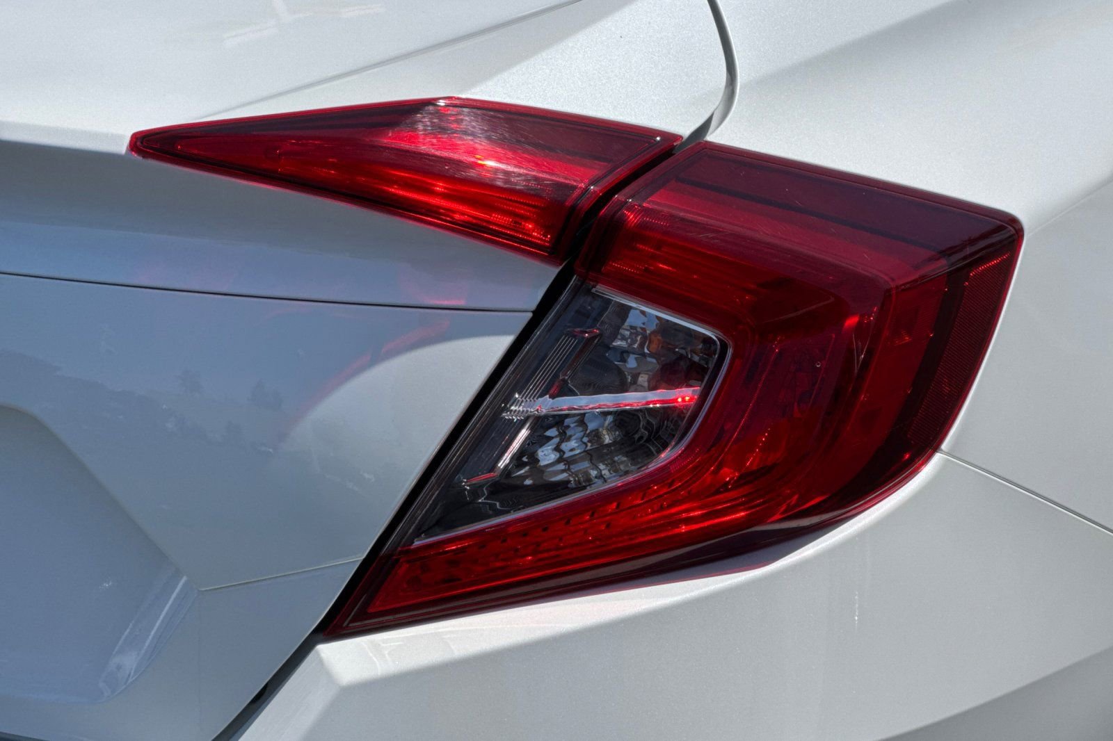Used 2018 Honda Civic EX image 47