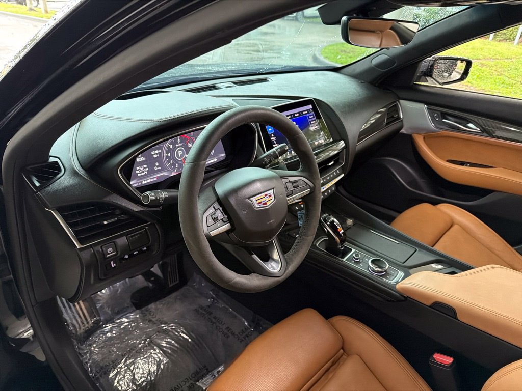 Used 2023 Cadillac CT5 V w/ Platinum Package RWD image 7