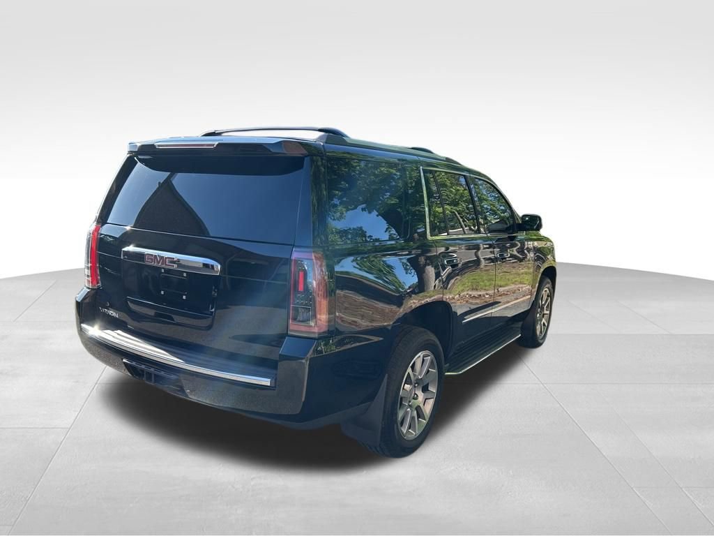 Used 2017 GMC Yukon Denali w/ Open Road Package AWD/4WD image 5
