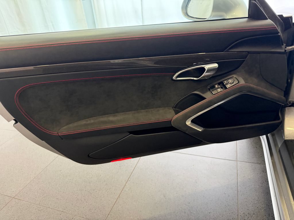 Certified 2015 Porsche 911 GT3 RWD image 15