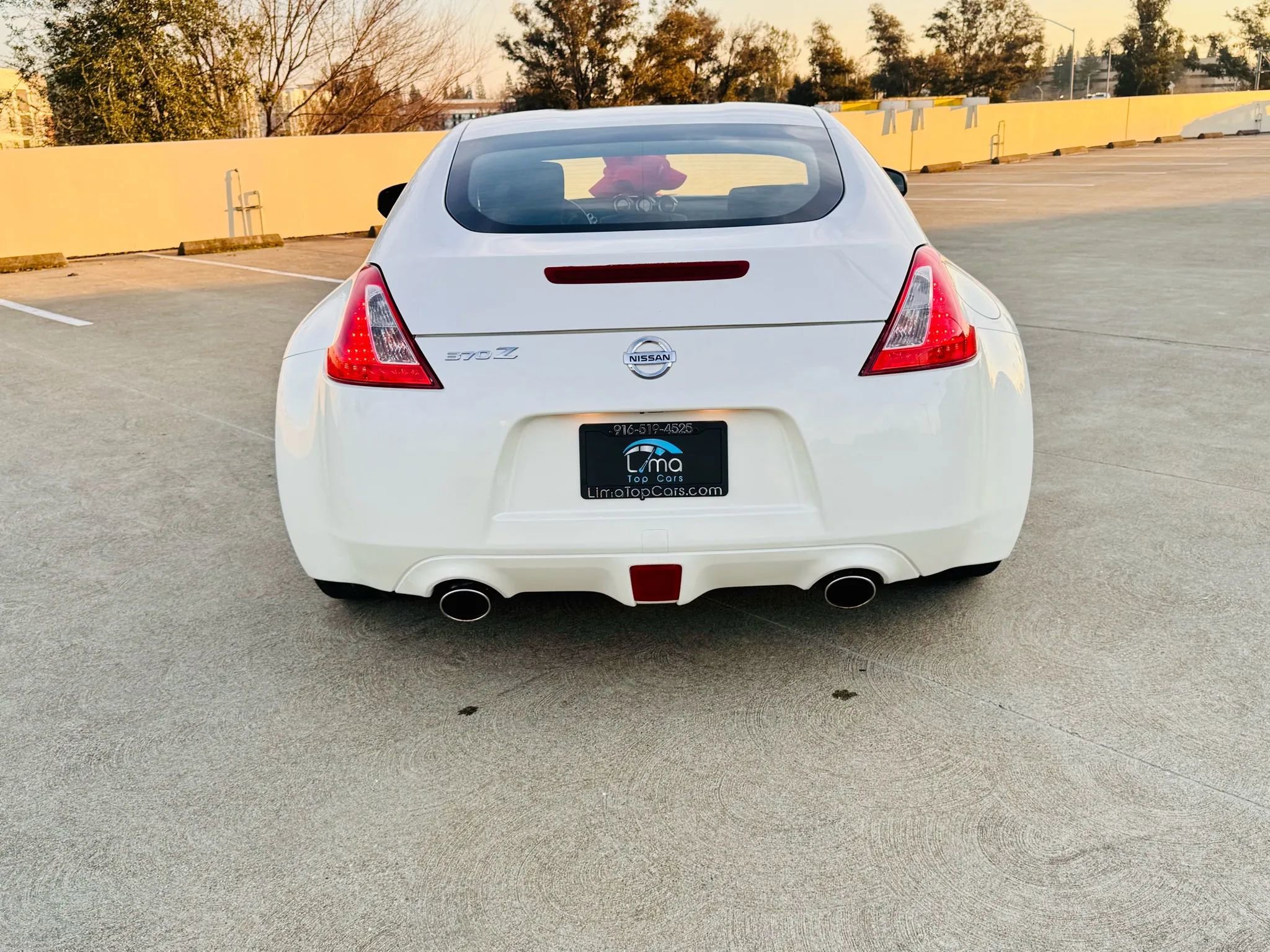 Used 2017 Nissan 370Z Touring image 8