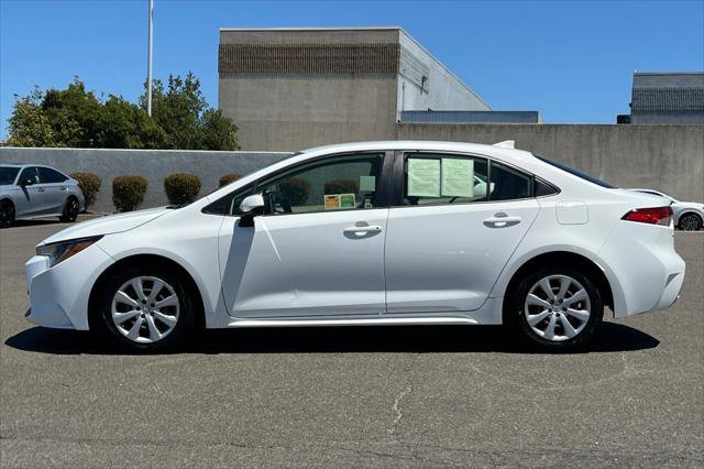 Certified 2020 Toyota Corolla LE FWD image 9