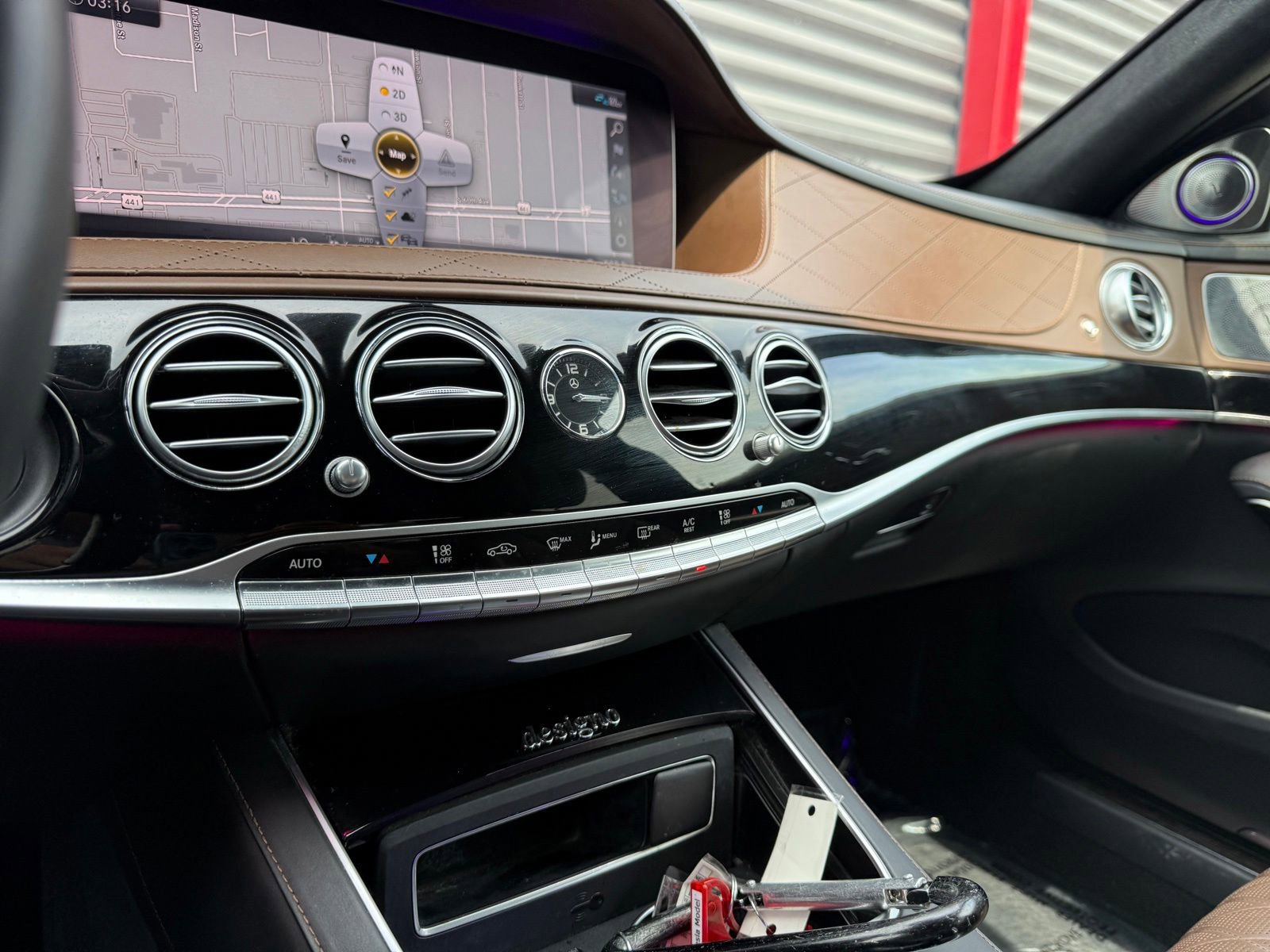 Used 2019 Mercedes-Benz S 560 Sedan image 31