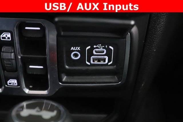 Used 2025 Jeep Wrangler Unlimited Sahara image 24