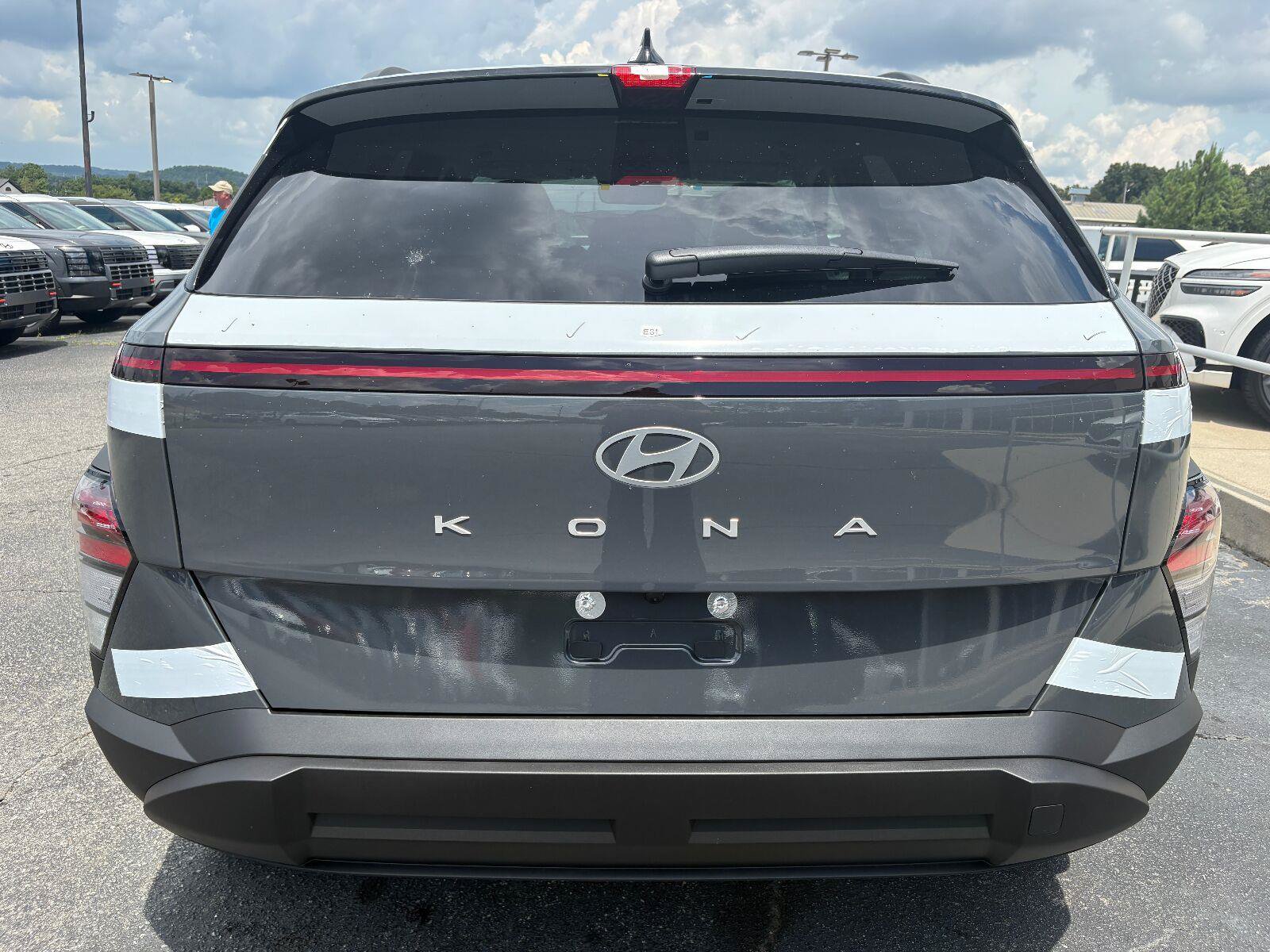New 2027 Hyundai Kona SEL Sport FWD image 7