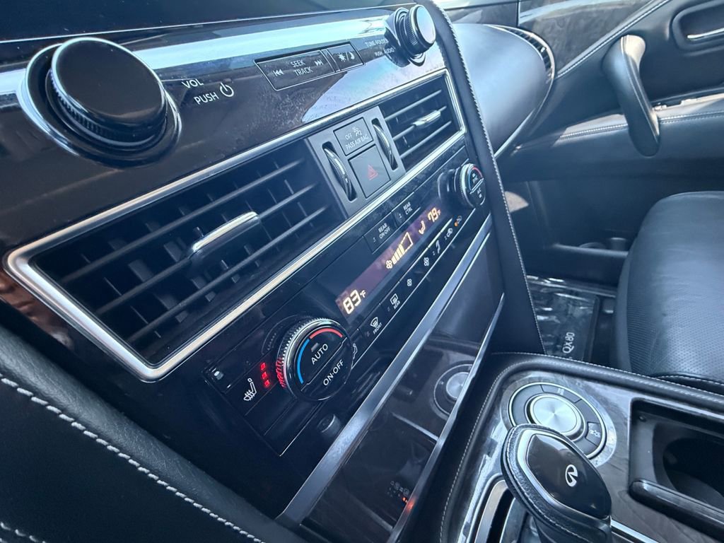 Used 2023 INFINITI QX80 Luxe w/ All-Season Package RWD image 23