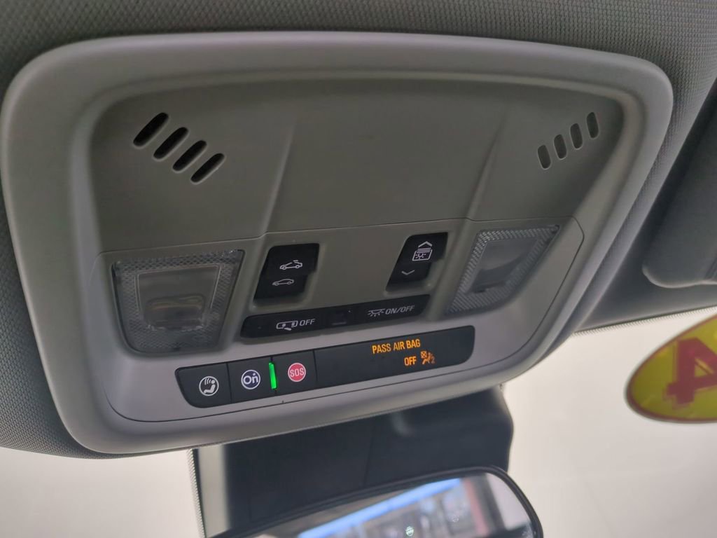 Used 2024 Chevrolet Malibu LT image 22