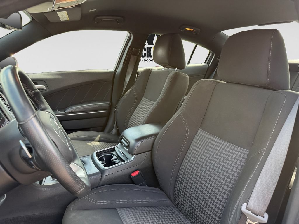 Used 2018 Dodge Charger GT AWD/4WD image 21