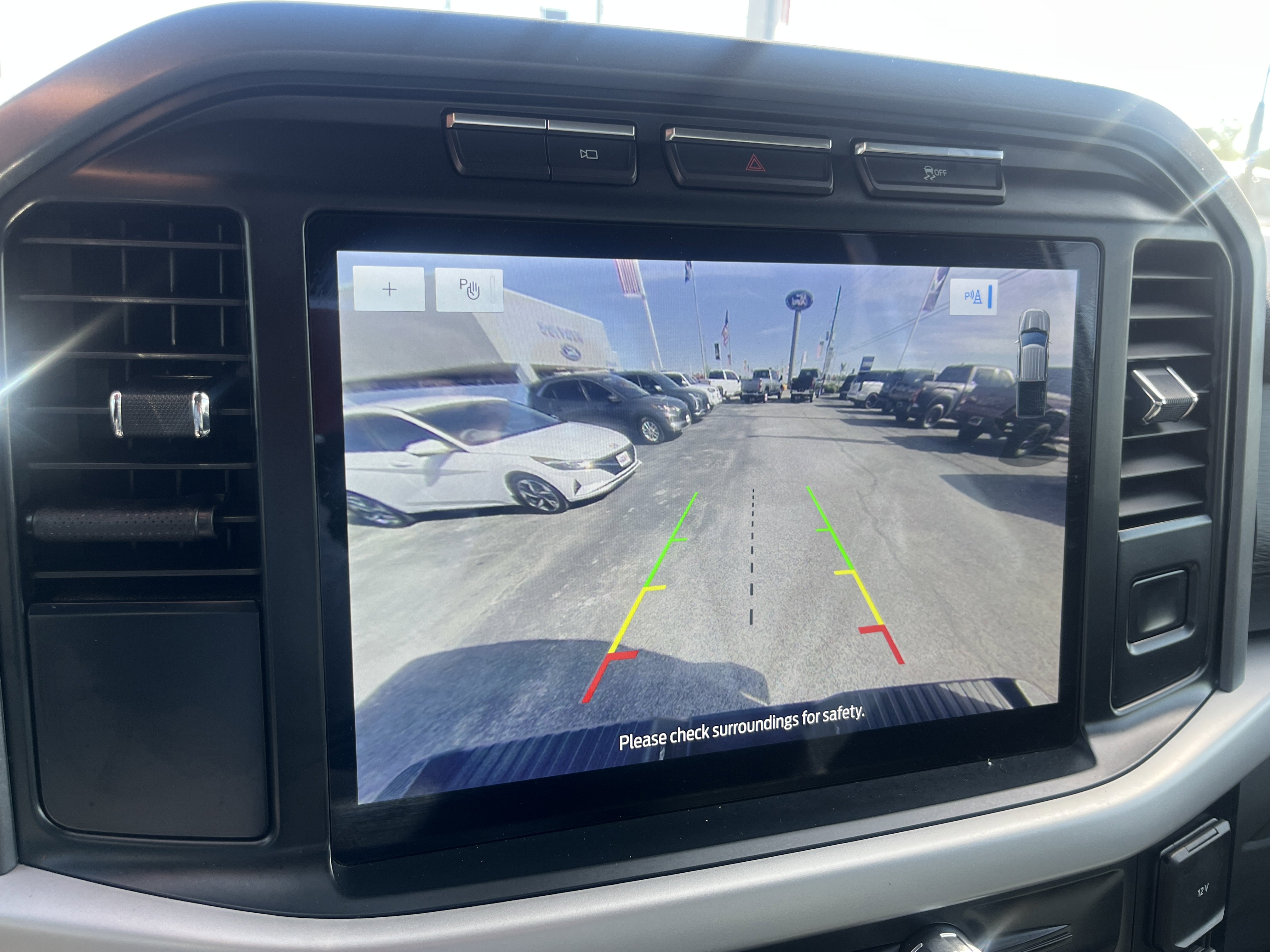 Used 2022 Ford F150 XLT w/ Equipment Group 302A High image 24