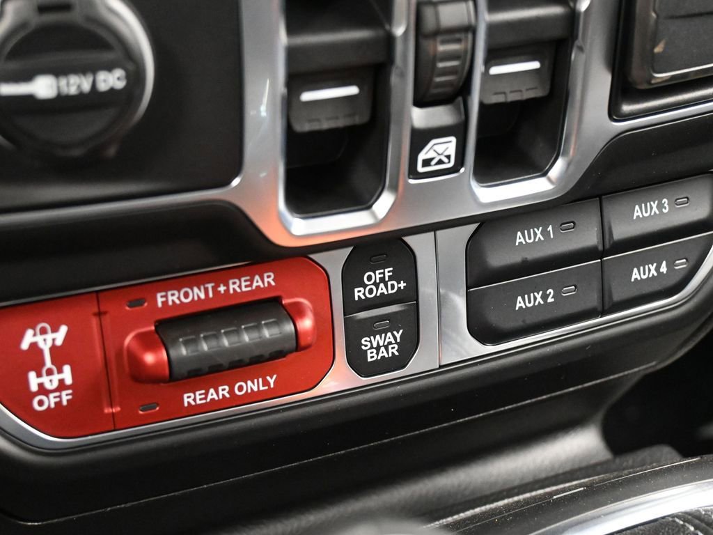 New 2026 Jeep Gladiator Rubicon w/ Steel Power Dome Hood Package AWD/4WD image 22