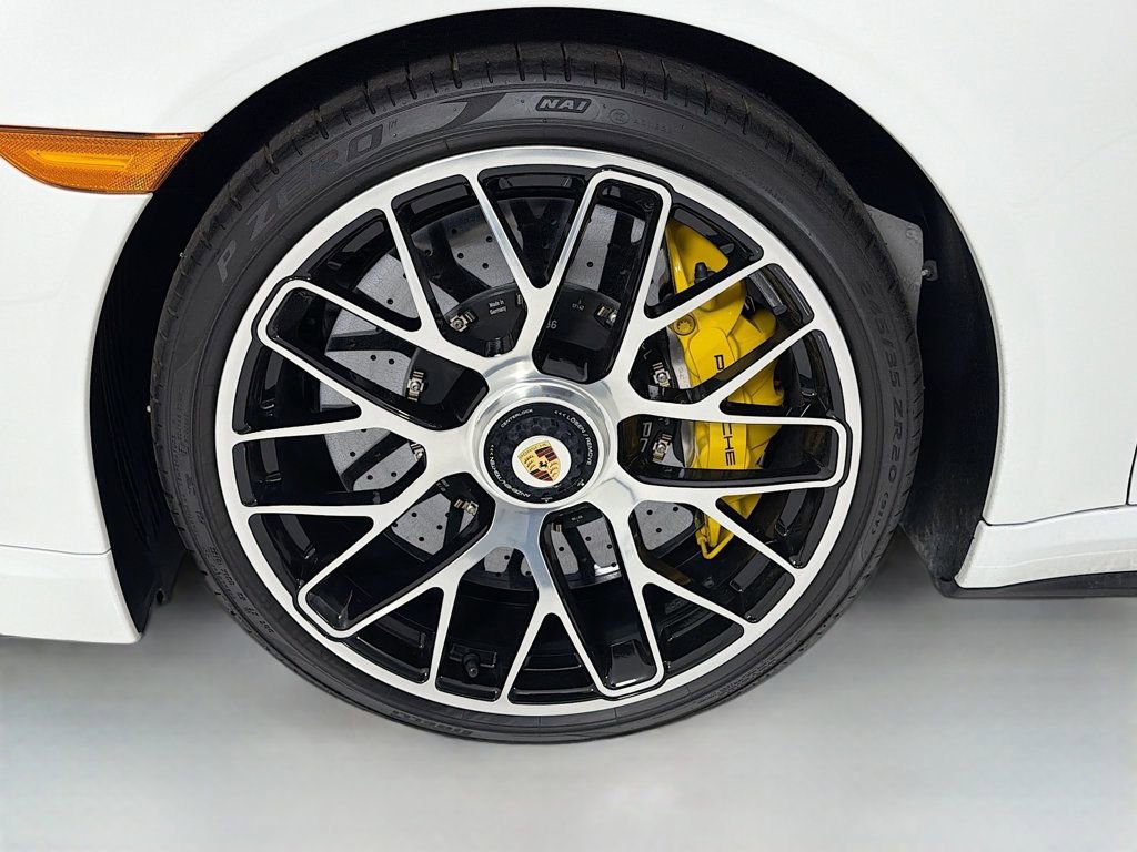 Certified 2014 Porsche 911 4 Cabriolet AWD/4WD image 32