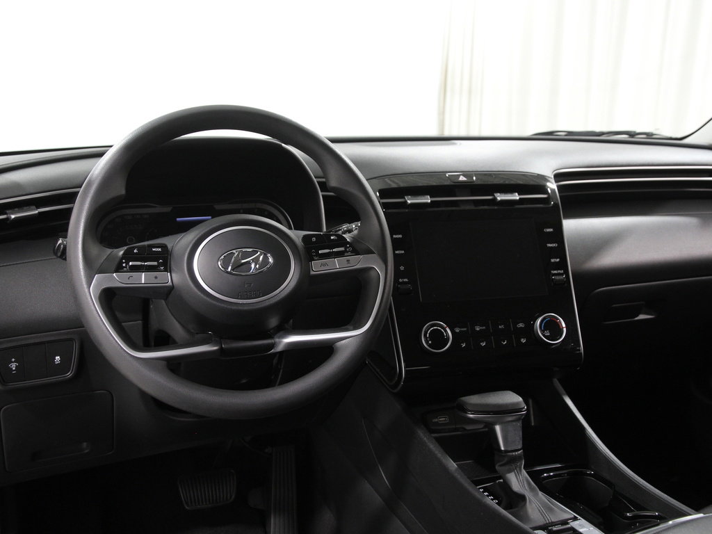 Certified 2023 Hyundai Tucson SE image 6