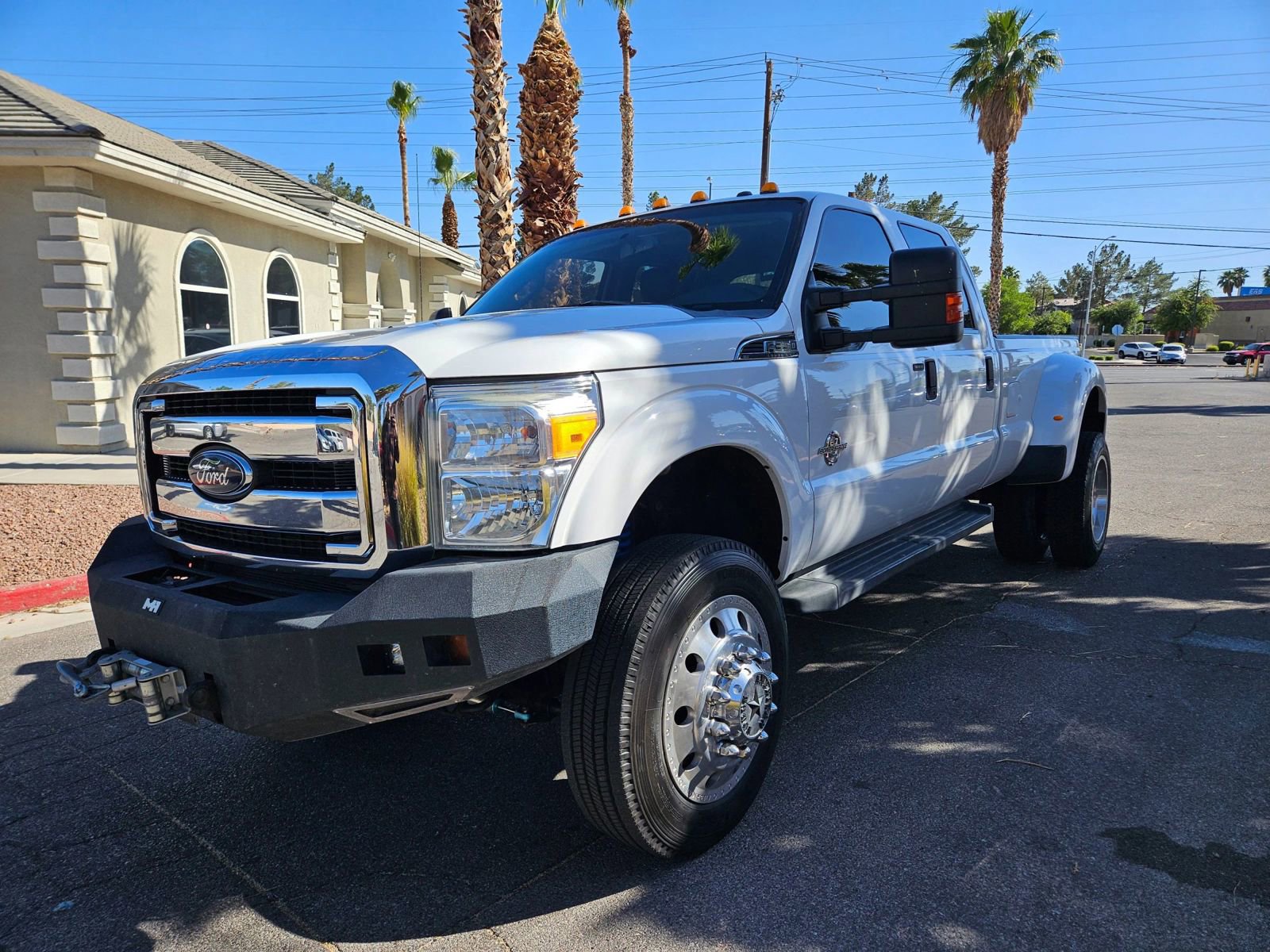 Used 2016 Ford F350 XLT w/ XLT Value Package AWD/4WD image 3
