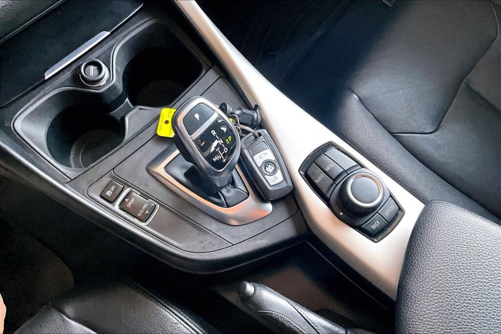 Used 2015 BMW 228i xDrive Coupe image 17