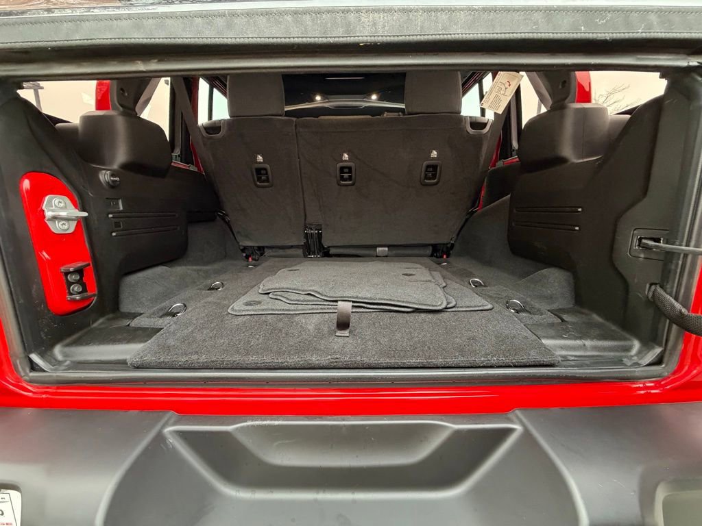 Certified 2024 Jeep Wrangler Sahara image 32