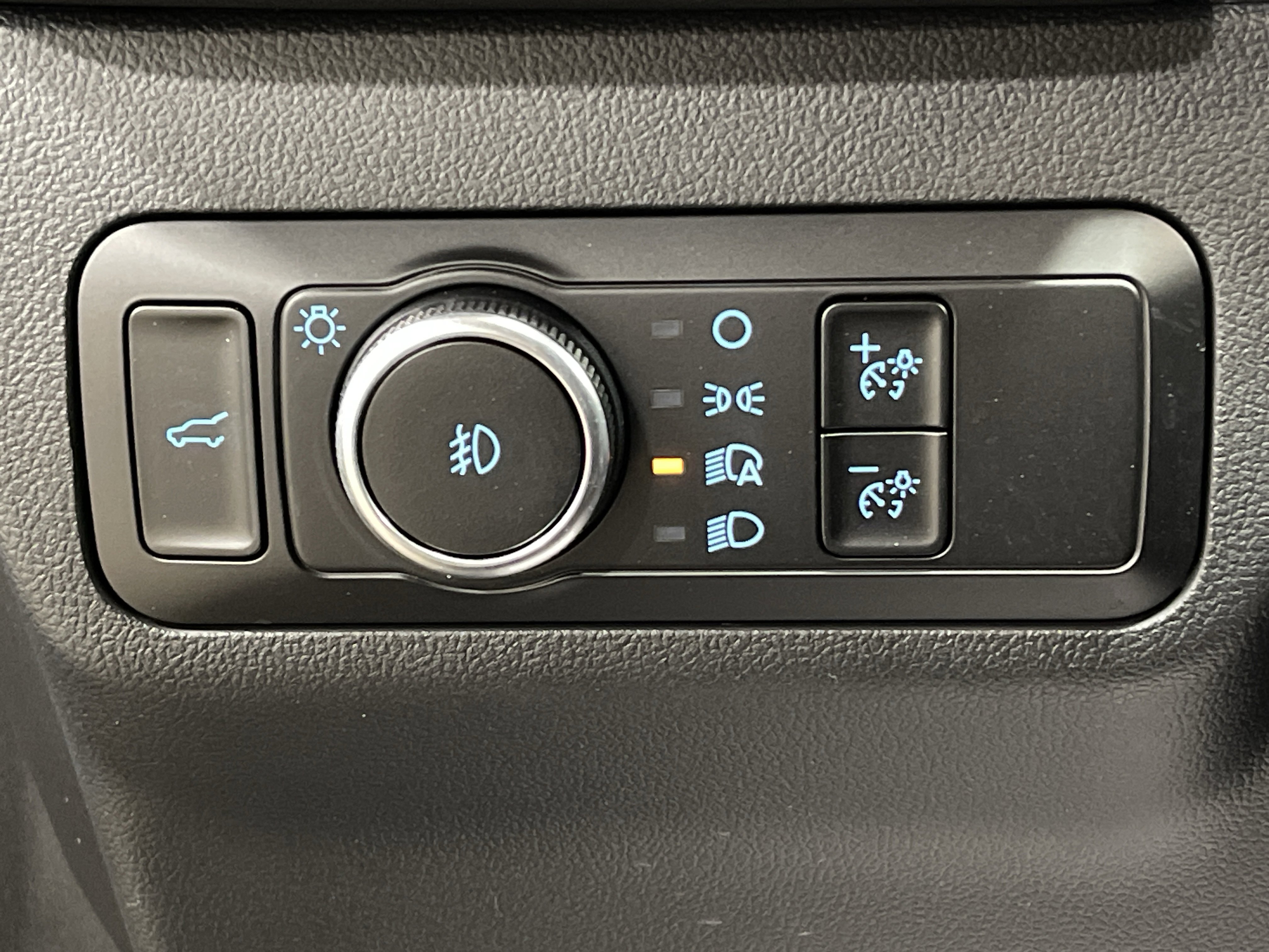 Used 2022 Ford Escape SEL image 20