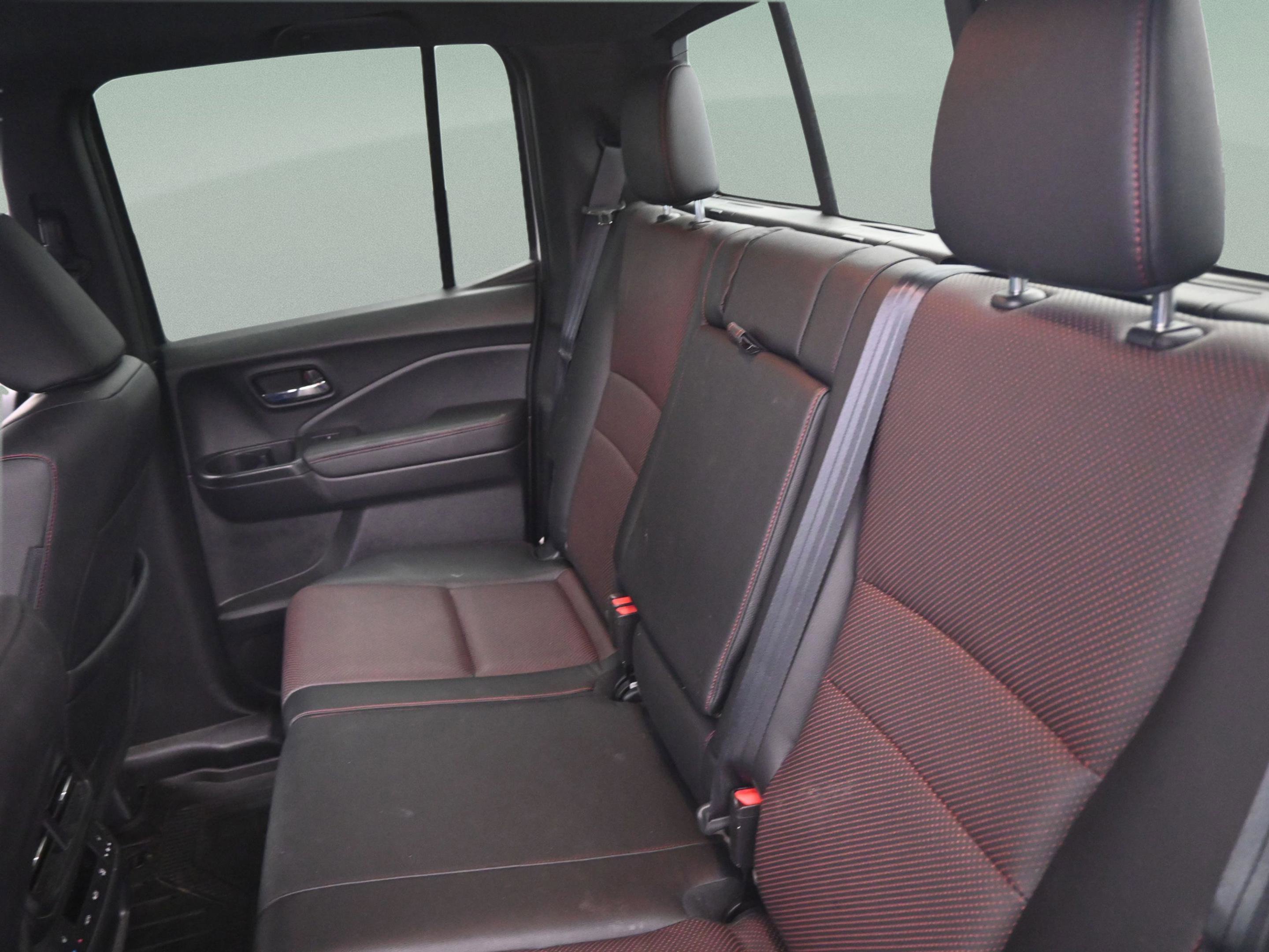 Used 2024 Honda Ridgeline Black Edition image 34