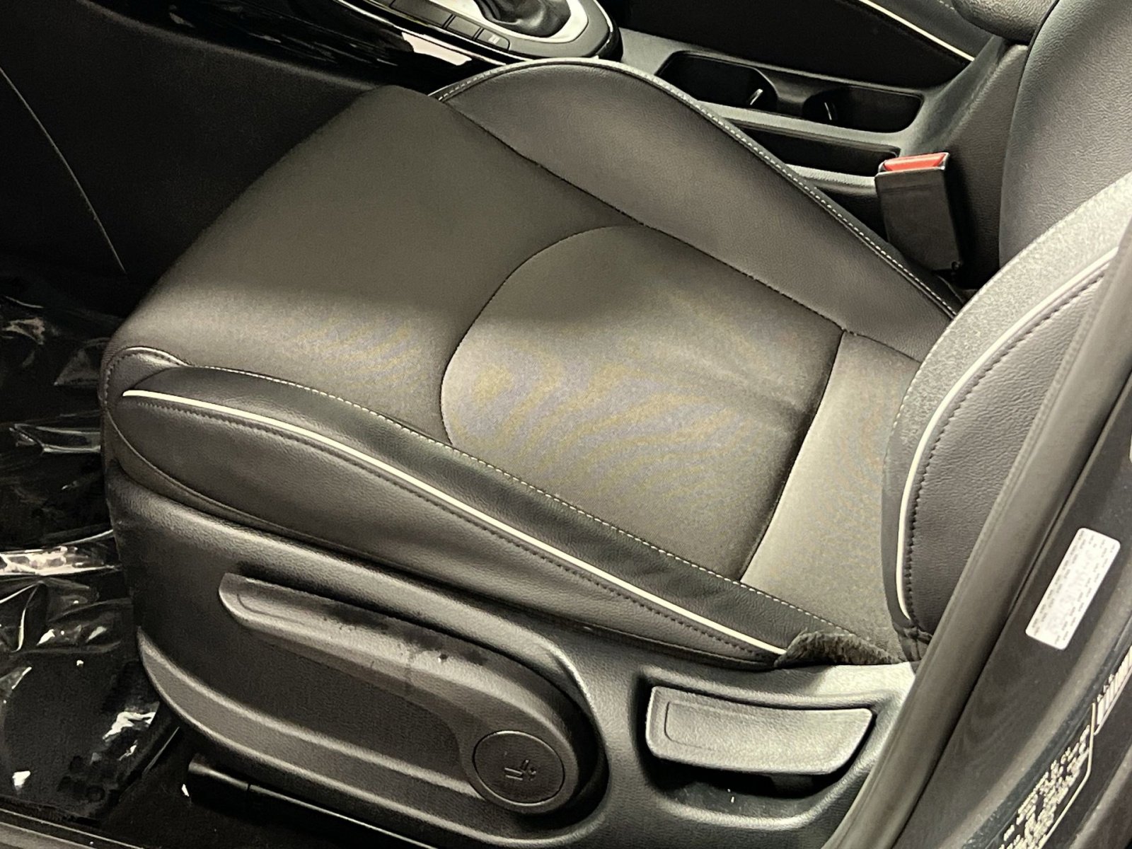 Used 2024 Kia Forte GT-Line image 14