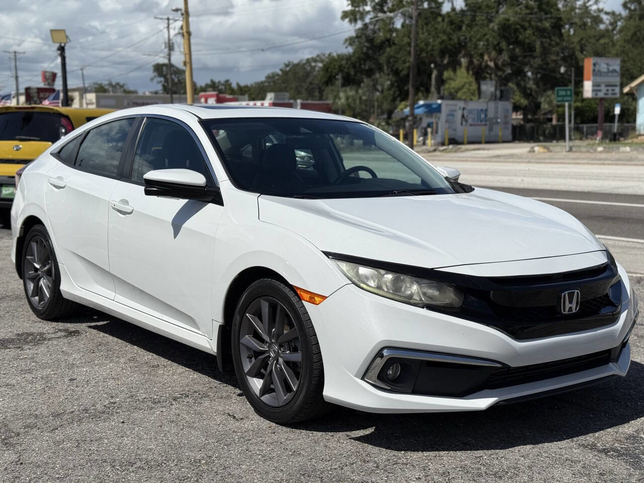Used 2021 Honda Civic EX-L image 9