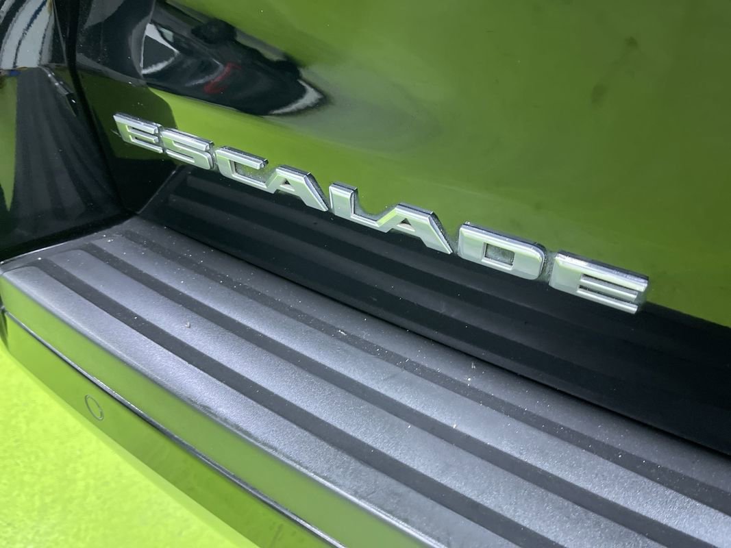 Used 2017 Cadillac Escalade Luxury image 13