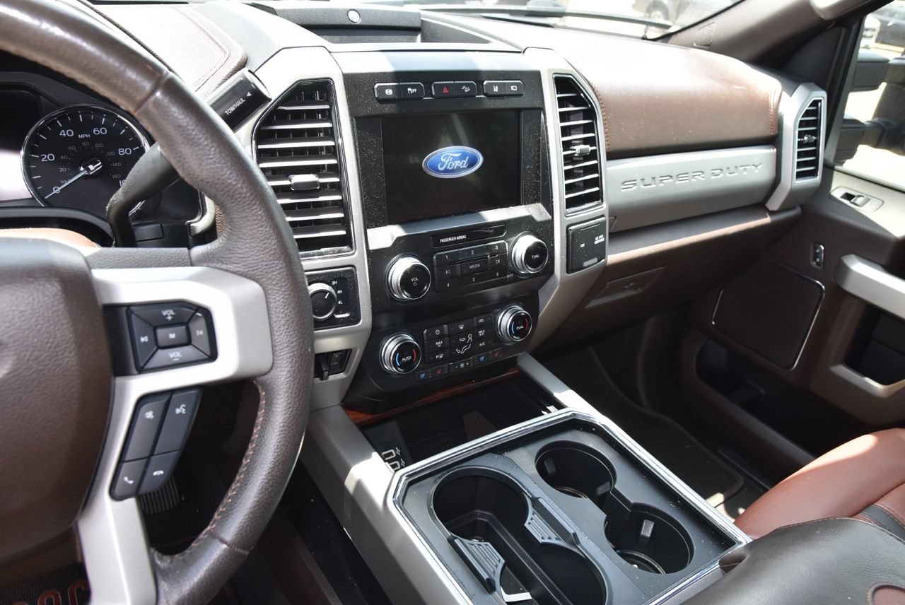 Used 2019 Ford F250 King Ranch w/ King Ranch Ultimate Package AWD/4WD image 9