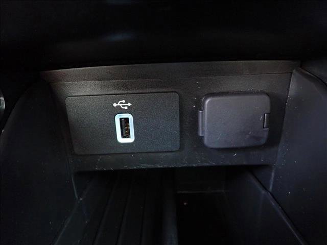 Used 2019 Ford Explorer XLT w/ Equipment Group 202A AWD/4WD image 19