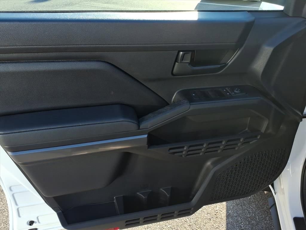 New 2025 Toyota Tacoma SR5 image 9