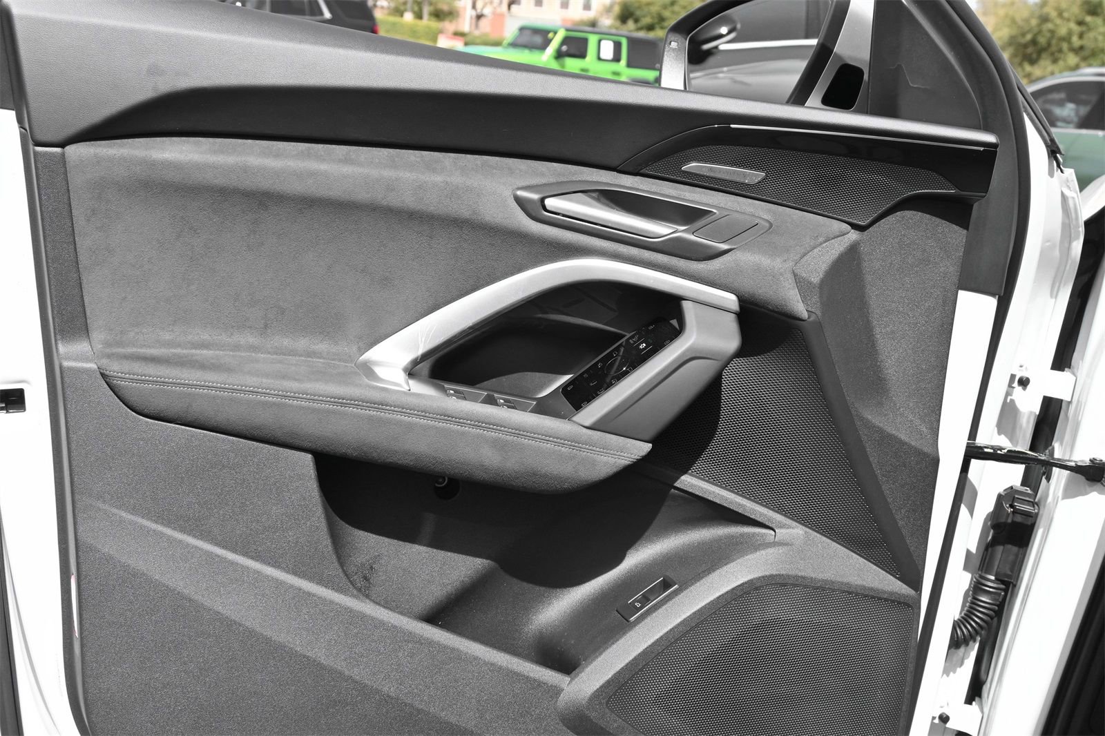 Certified 2025 Audi SQ5 Premium Plus w/ Premium Plus Package image 16