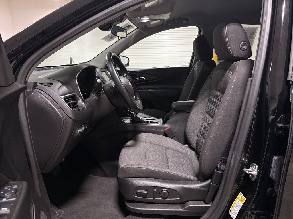 Used 2024 Chevrolet Equinox LT FWD image 19
