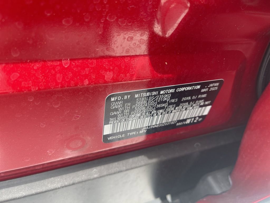 Used 2025 Mitsubishi Outlander SE FWD image 10