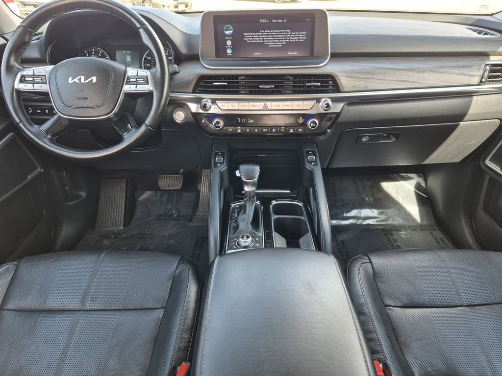 Certified 2022 Kia Telluride EX w/ EX Premium Package image 16