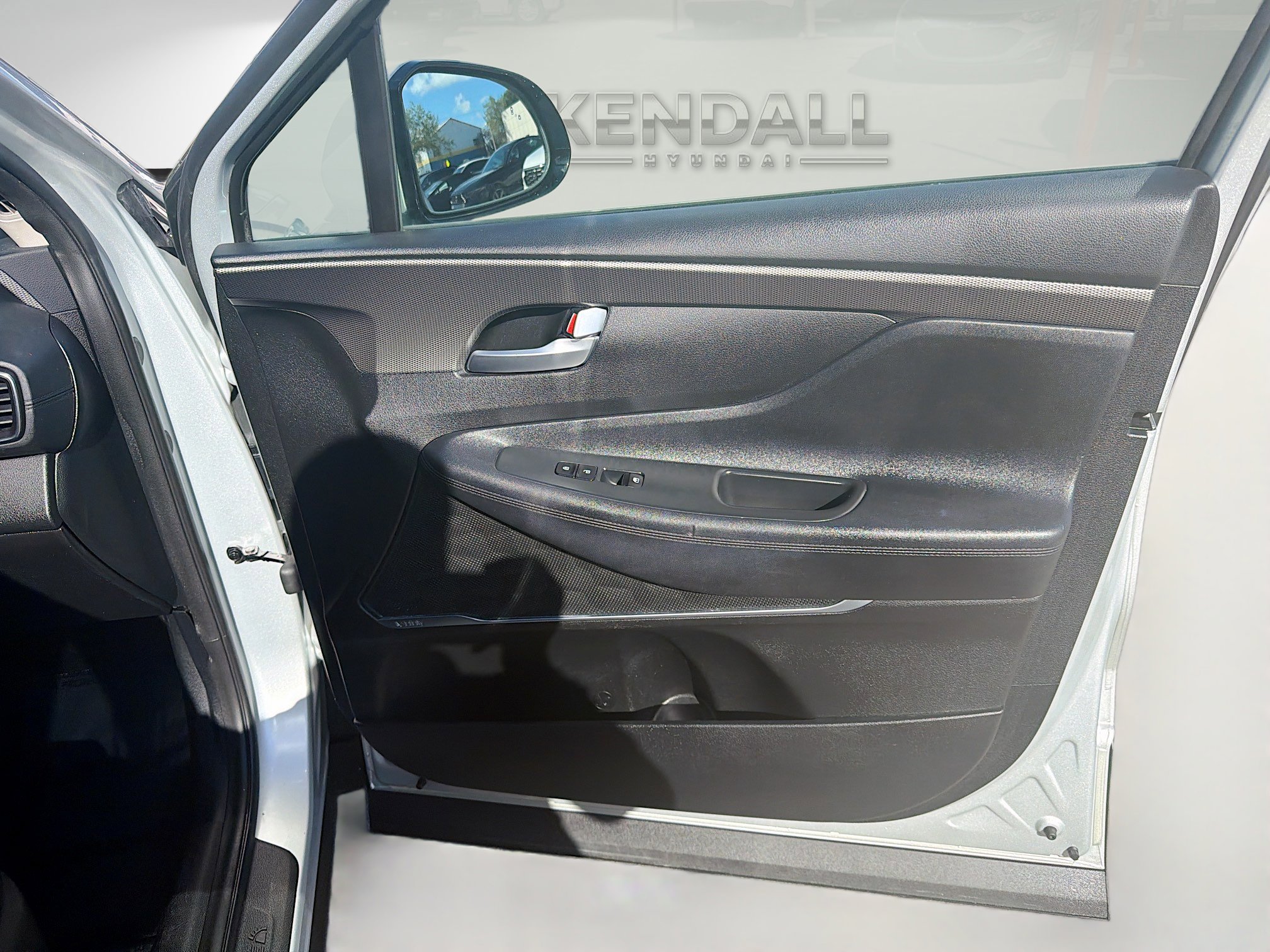 Used 2019 Hyundai Santa Fe SEL image 31