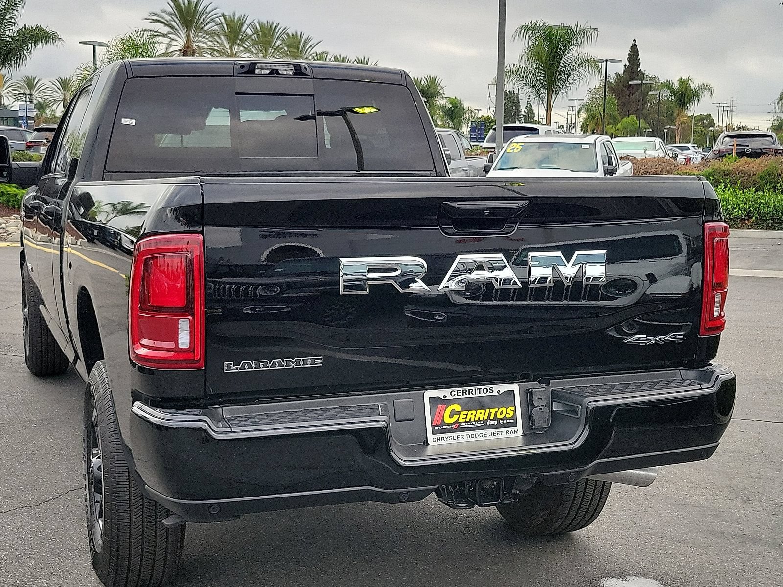 New 2026 RAM 2500 Laramie AWD/4WD image 21