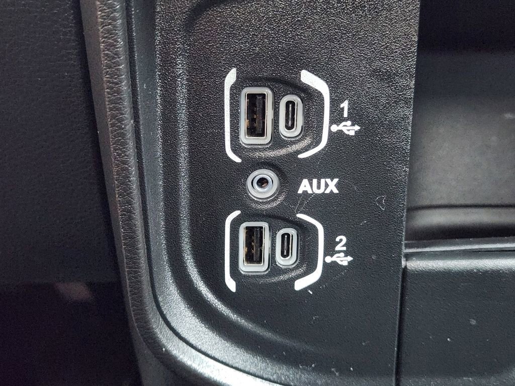 Used 2024 RAM 2500 Big Horn image 29