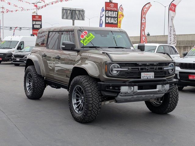 Used 2025 Ford Bronco Raptor AWD/4WD image 3