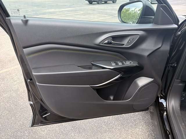 New 2026 Chevrolet Trax ACTIV w/ Driver Confidence Package FWD image 10