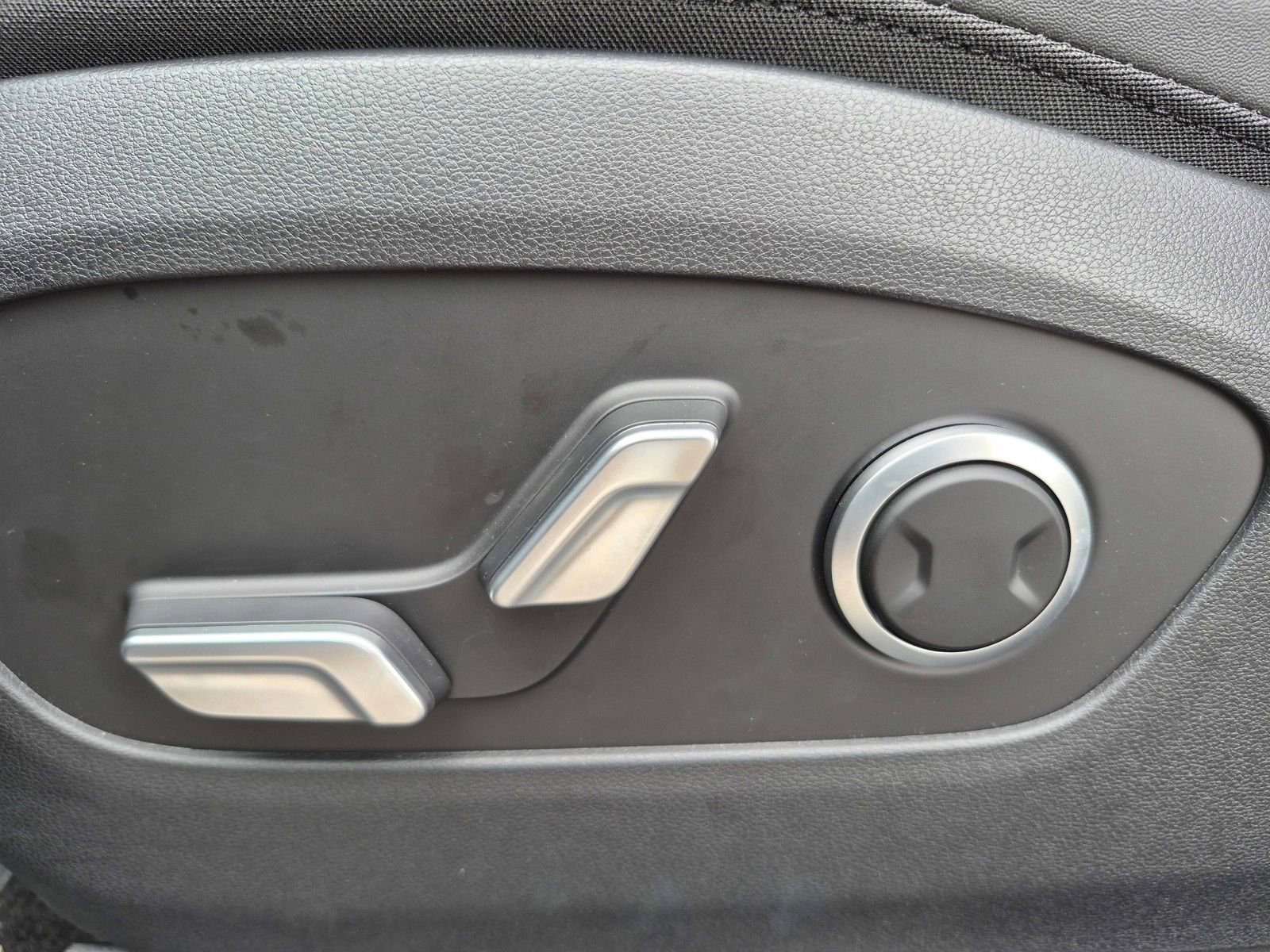 New 2026 Hyundai Ioniq 9 SEL AWD/4WD image 22