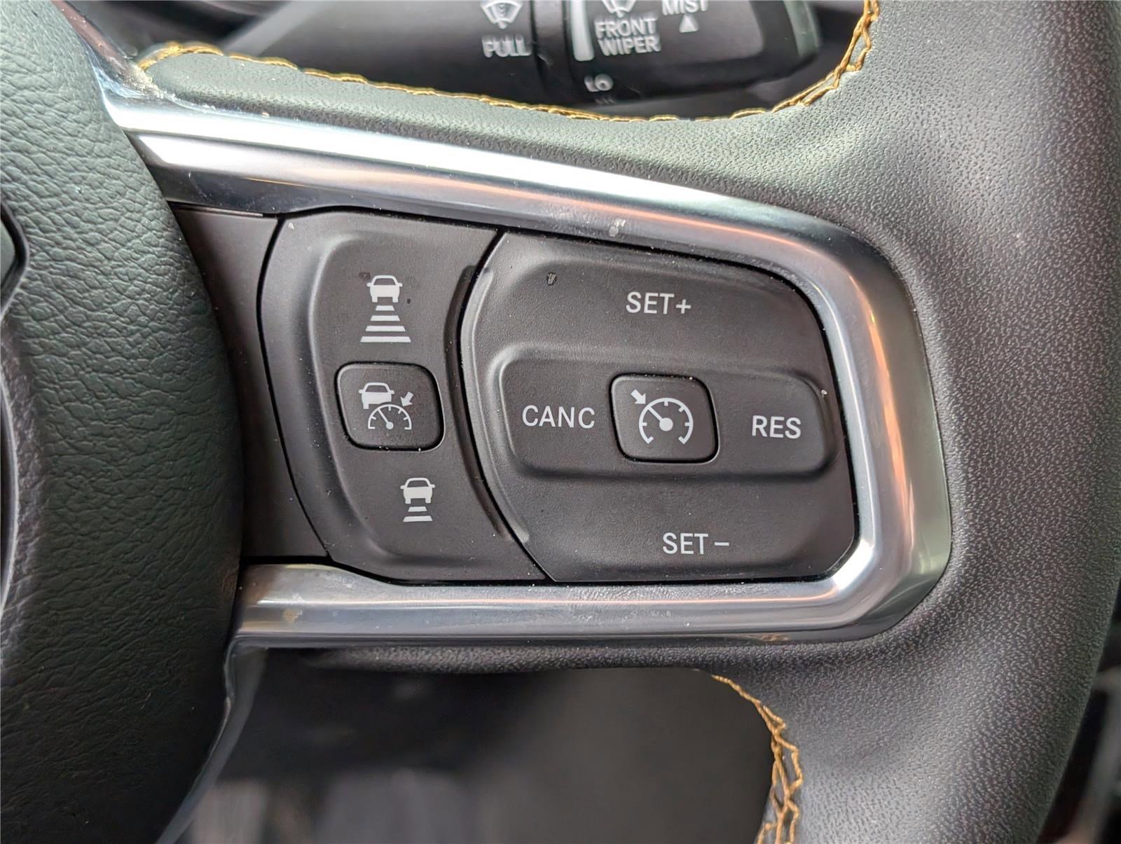 Used 2024 Jeep Wrangler Sahara image 23